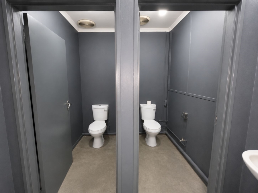 To Let Commercial Property for Rent in Lower Bo-dorp North West